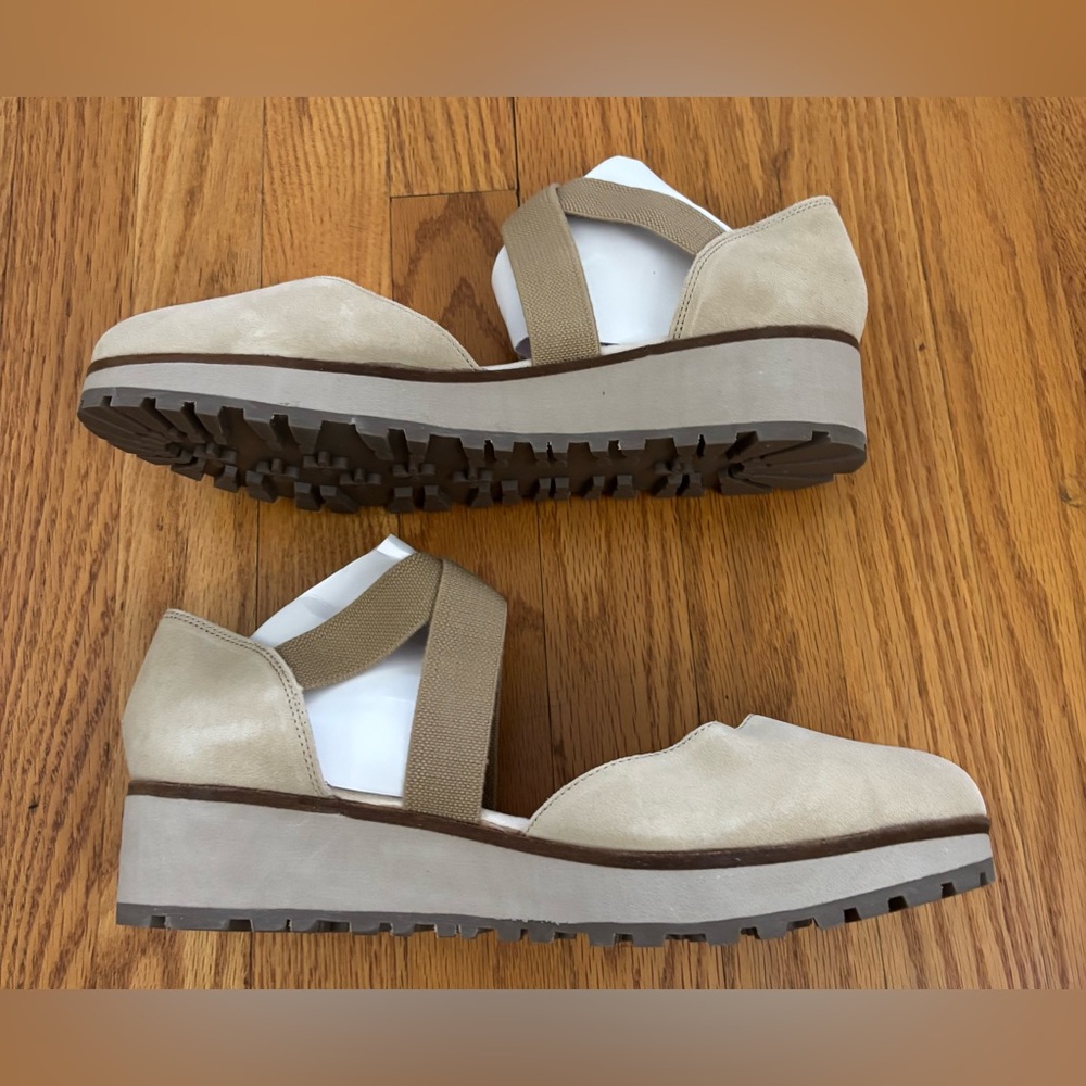 Hush Puppies Emma Cross Strap Shoes Women’s US 11 Tan Suede Wedge New No Box
